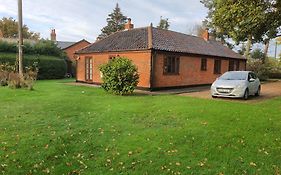 Cosy Rural Barn Conversion 5 Min Drive To Pin Mill 1 Bedroom + Sofa Bed